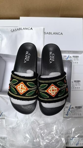 Sandales brodées Casablanca