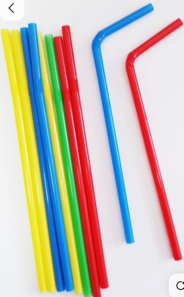 Pailles en plastique colorées