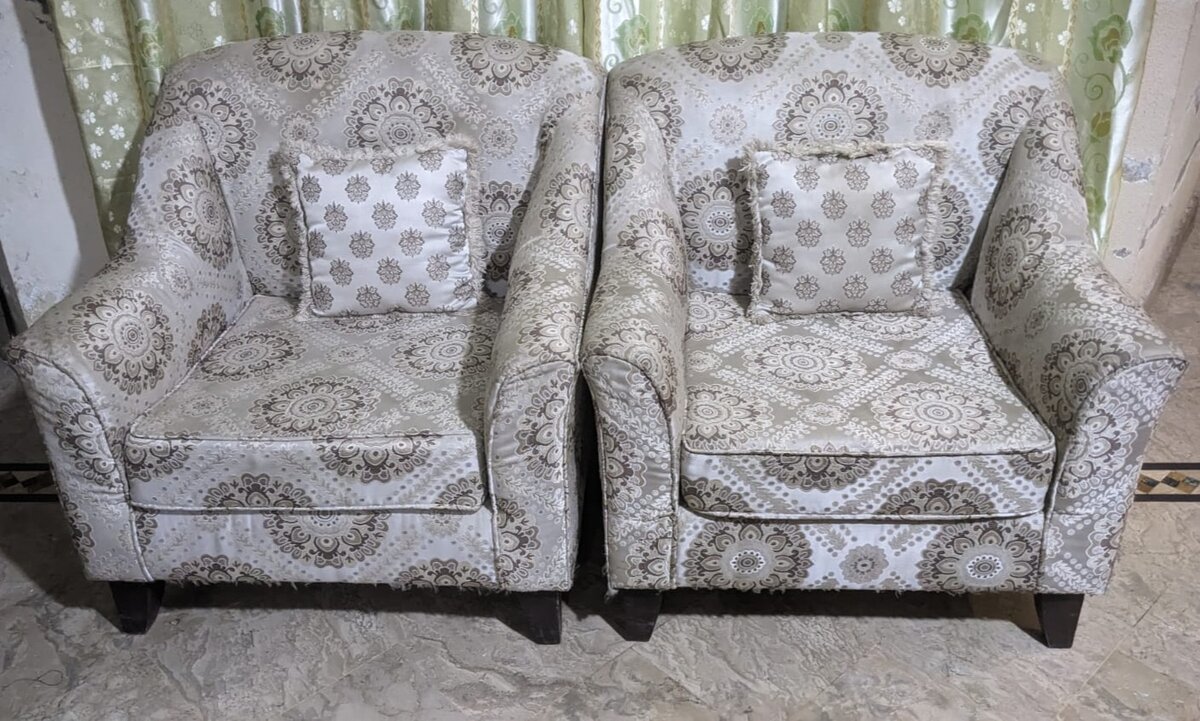 Single Seater Sofa Set