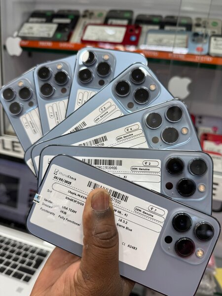 iPhone 13pro 128giga Casy neuf