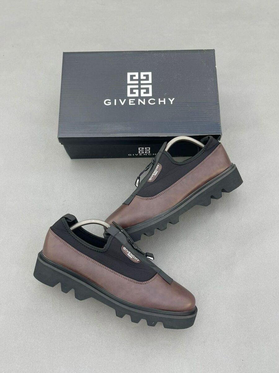 Mocassins cuir Givenchy