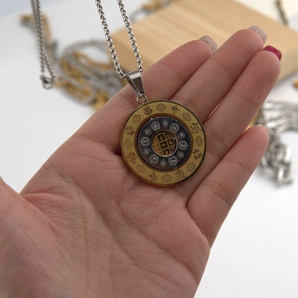 QUANTUM PENDANT CHAIN