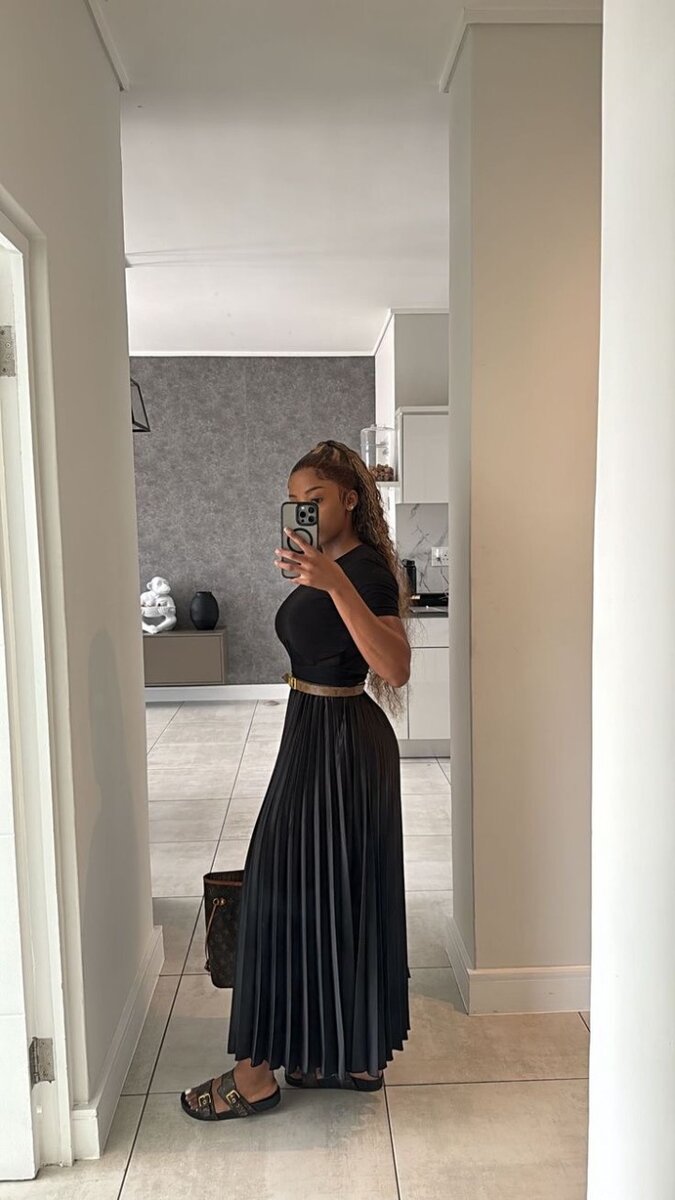 Jupe plissée élégante femme