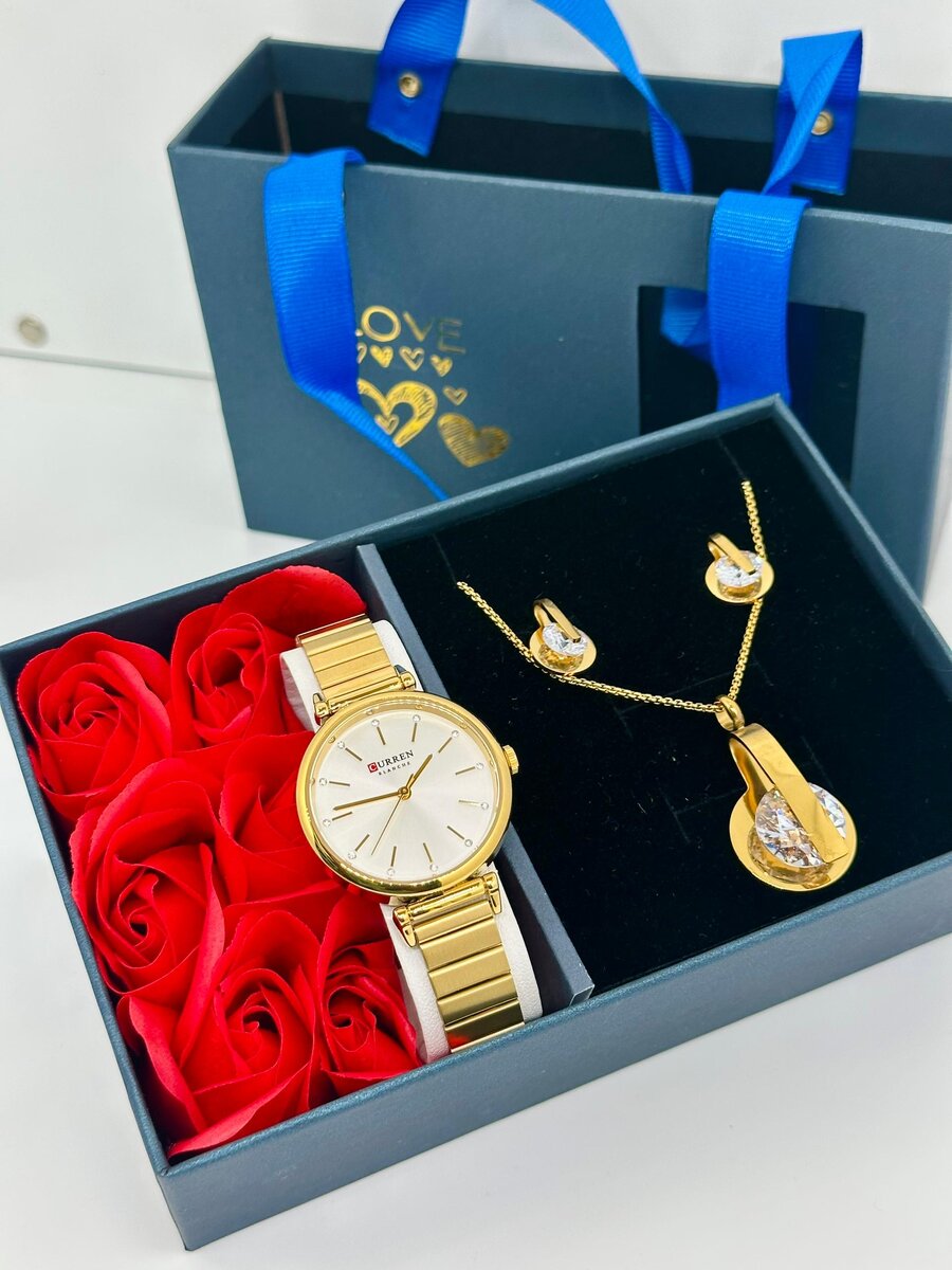 Coffret Montre et Bijoux Dorés