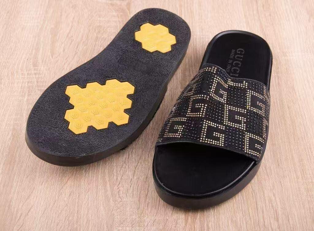 Claquettes de luxe pour homme