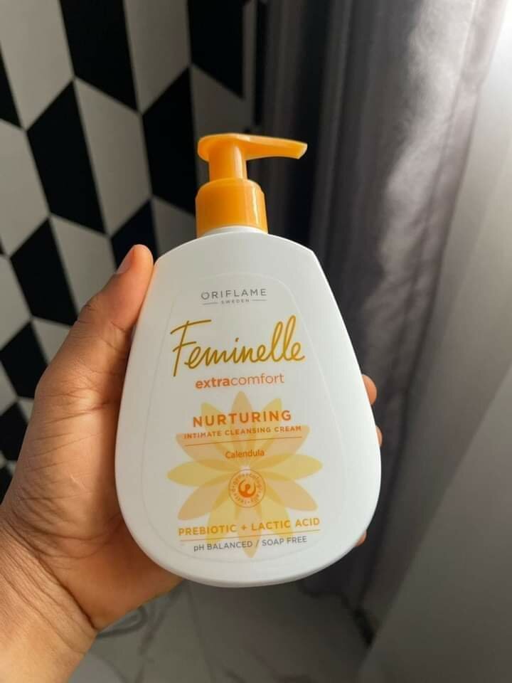Oriflame Feminelle Extracomfort Nurturing Intimate Wash