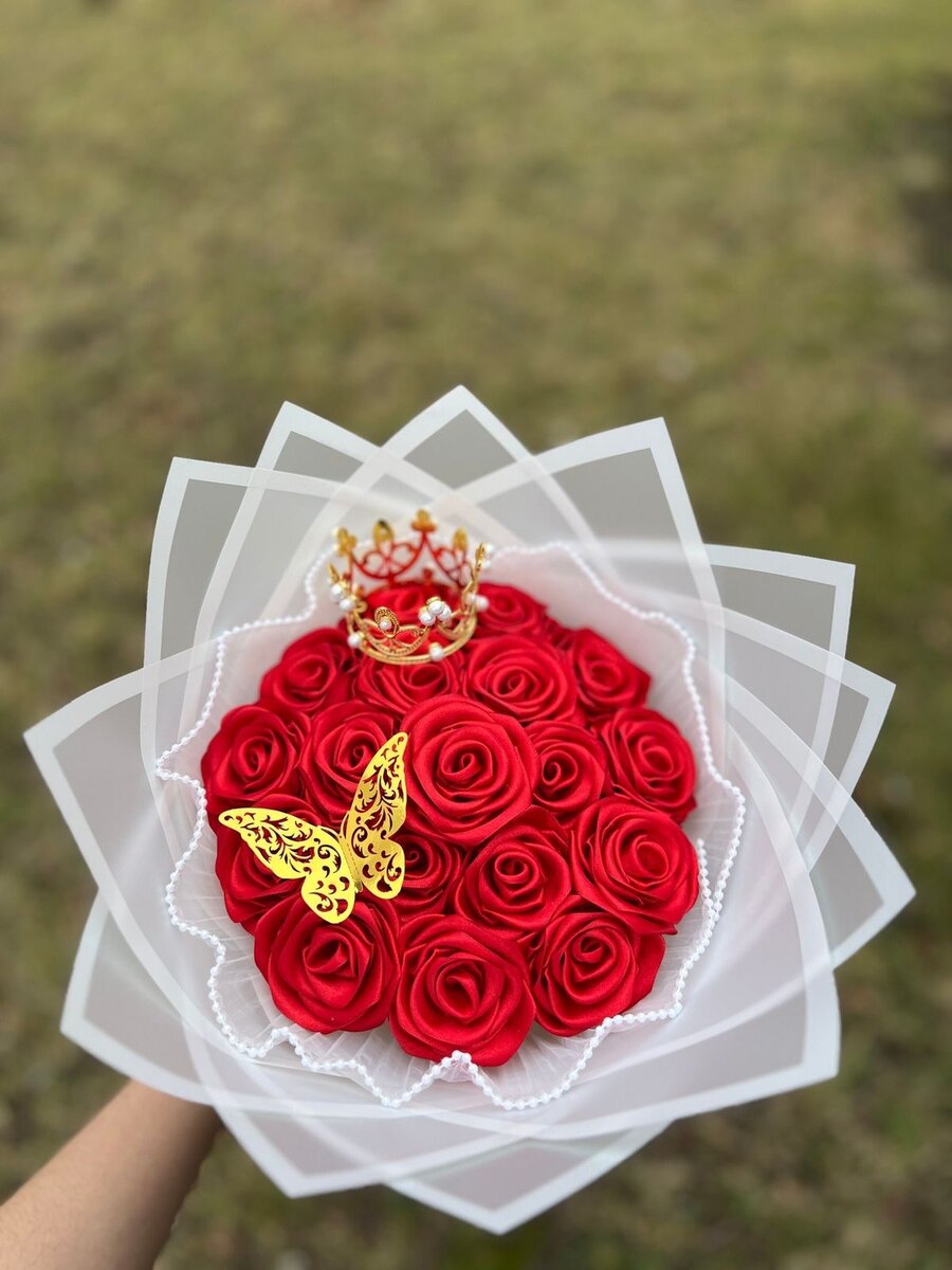 Red roses Bouquet