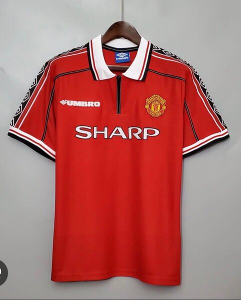MAN U RETRO JERSEY