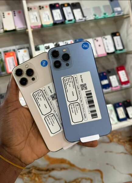 iPhone Pro 256GB Smartphone