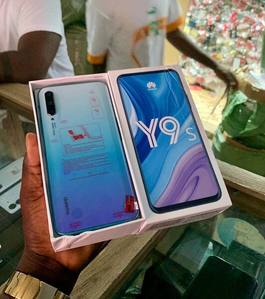 HUAWEI Y9S 256GB+6GB DE RAM 2SIM 4G QUASI NEUF