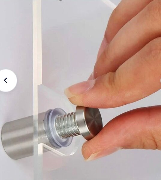 Entretoise de fixation