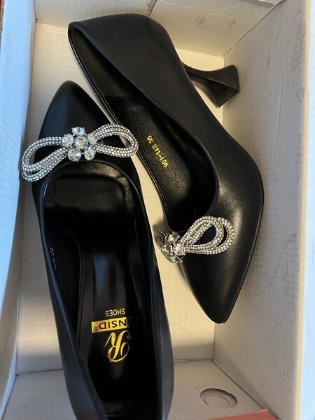 Туфли на каблуке