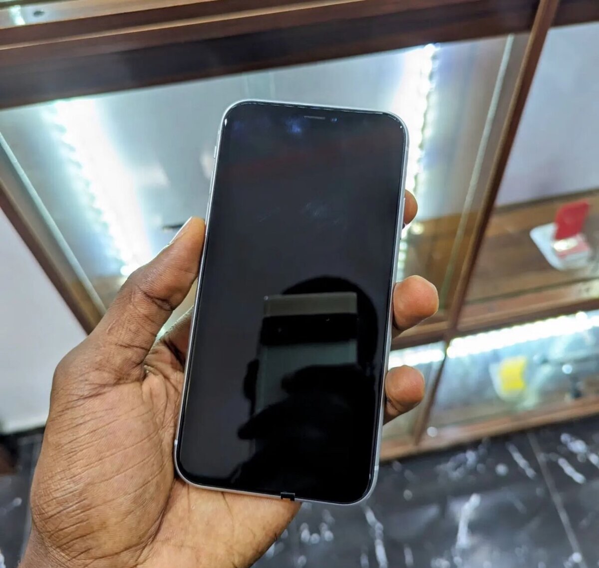 iPhone XR 64 gig