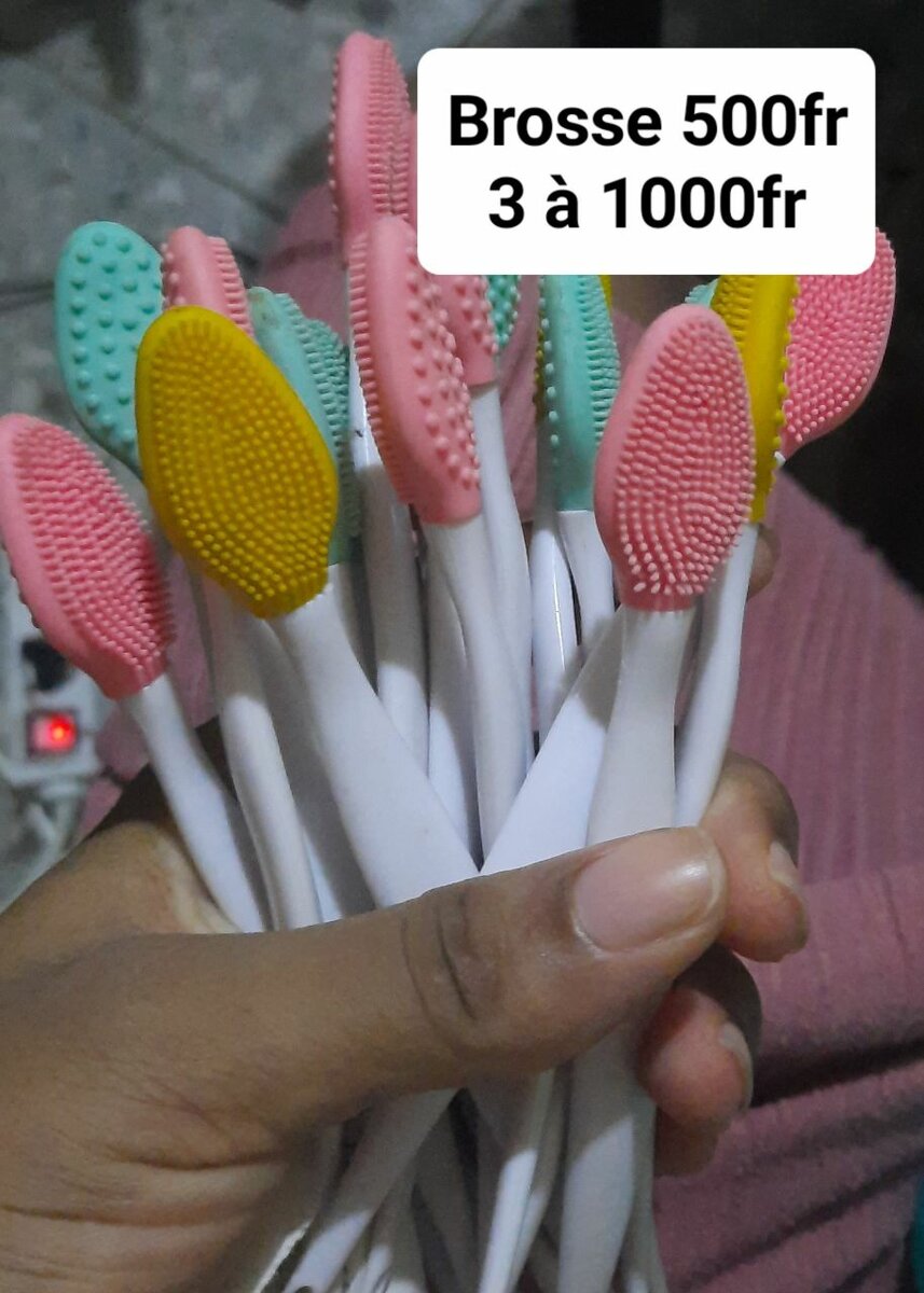 Brosse visage brosse lèvre