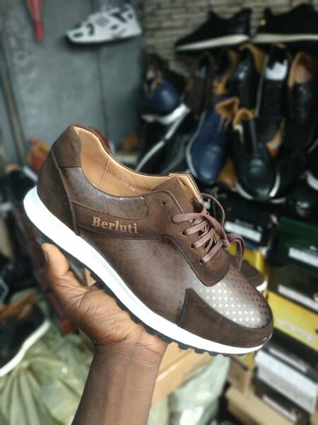 Chaussures hommes Berlutti élégantes