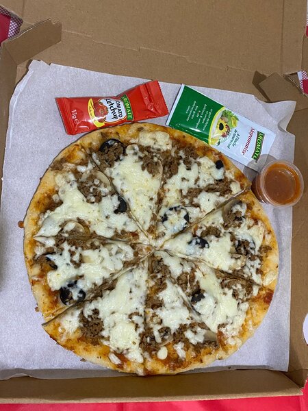 Pizza Royale  Viande de poulet