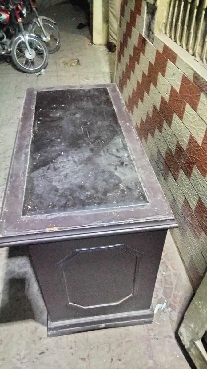 Office table