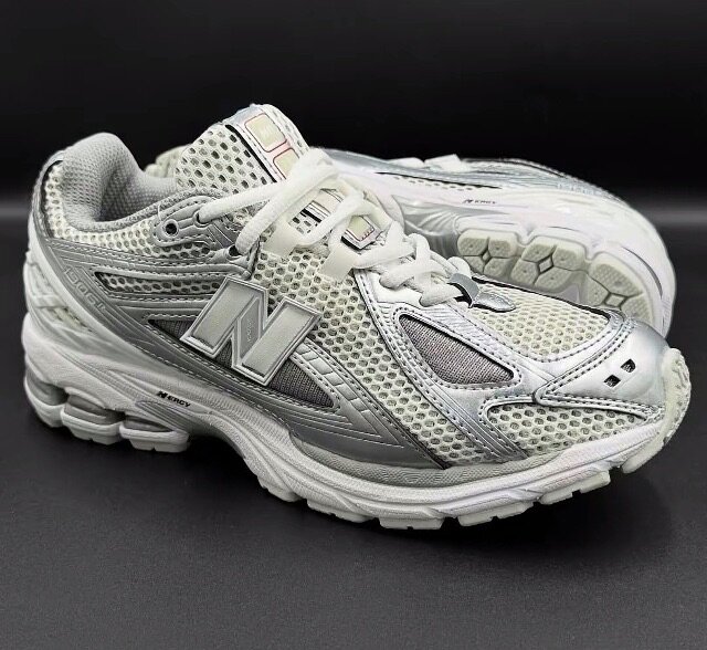 New Balance running