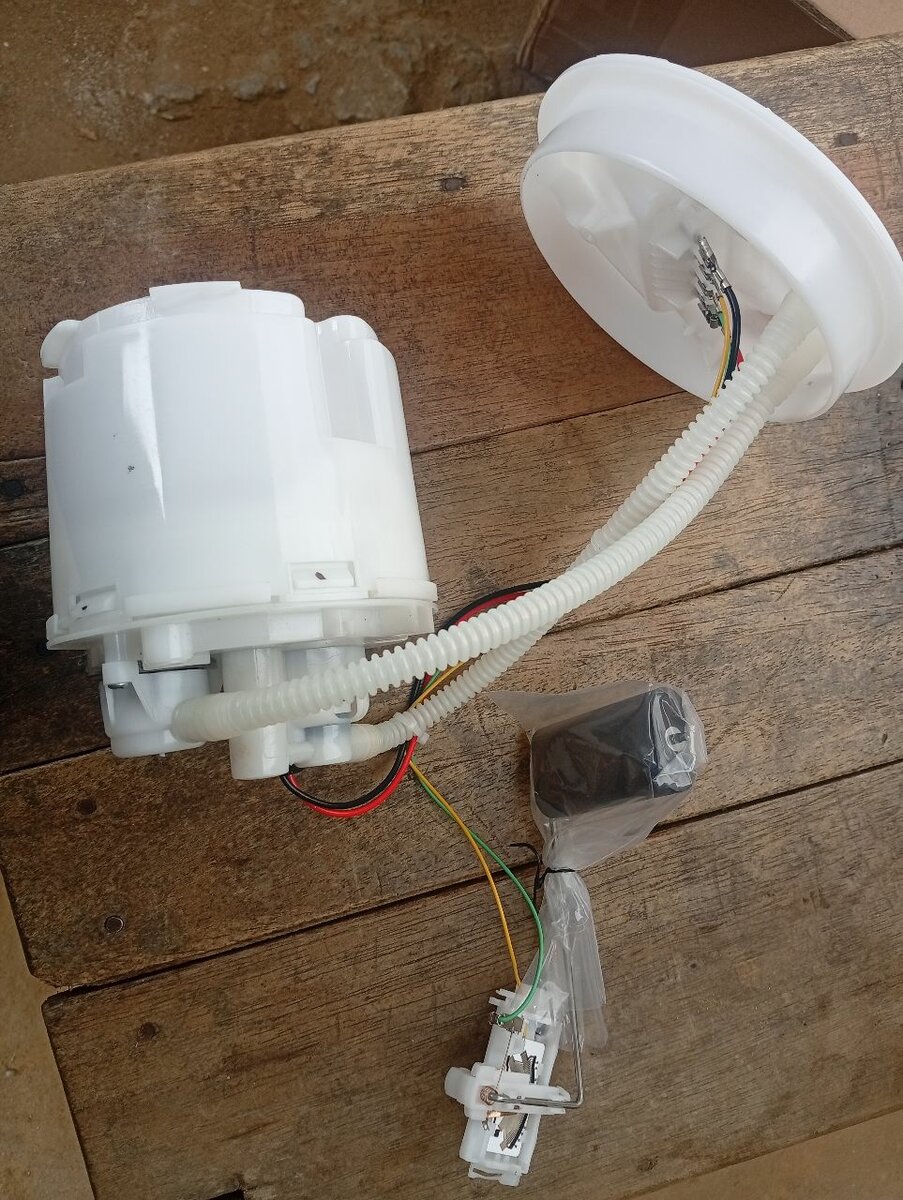 pompe à essence complet