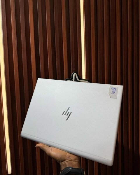 HP ELITEBOOK 840 G6 Intel️ core i5 8th generation vpro max