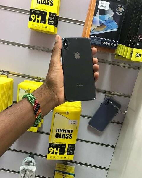 BRAND NEW IPHONE 🍏 pro 