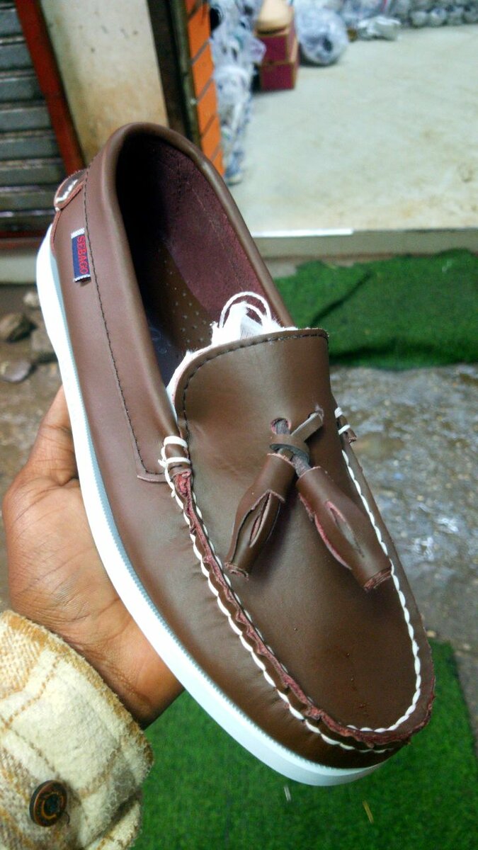 Sebago no laces