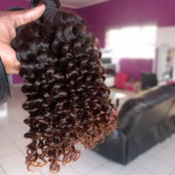 Malaysian curl synthetic bundl