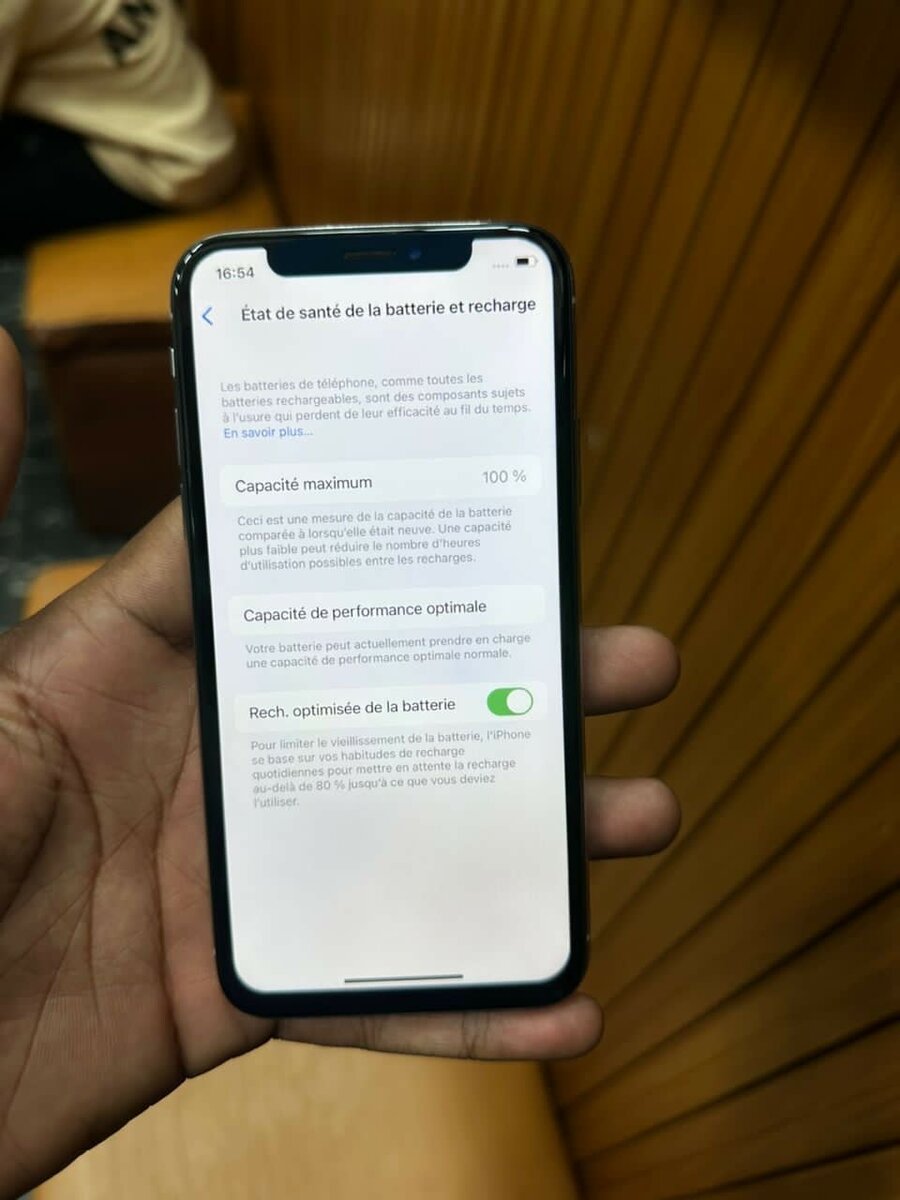 iPhone X 64go quasi neuf