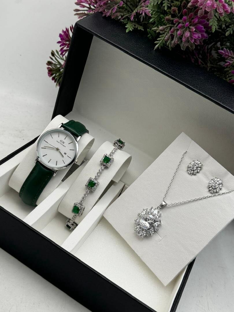 LADIES SET DW, HERMES WATCH WITH BRACELET AND EARRINGS