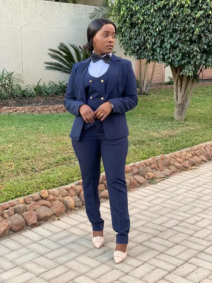 Three-piece suit for women, dark blue