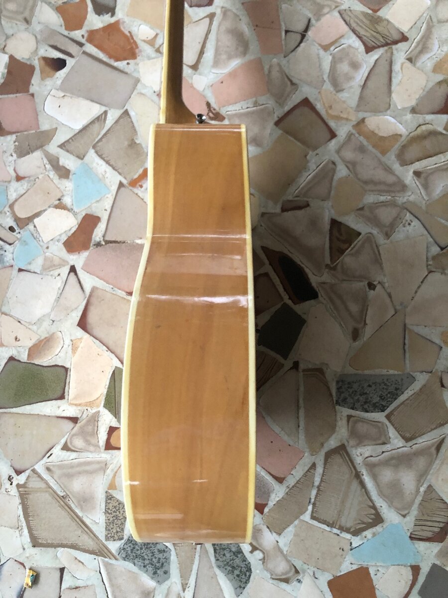 Guitare acoustique classique