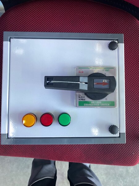 Change over switch 250A