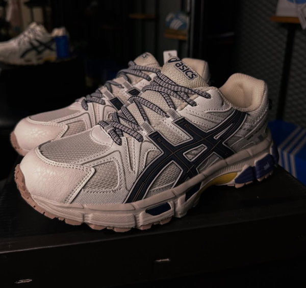 ASICS KAHANA 8