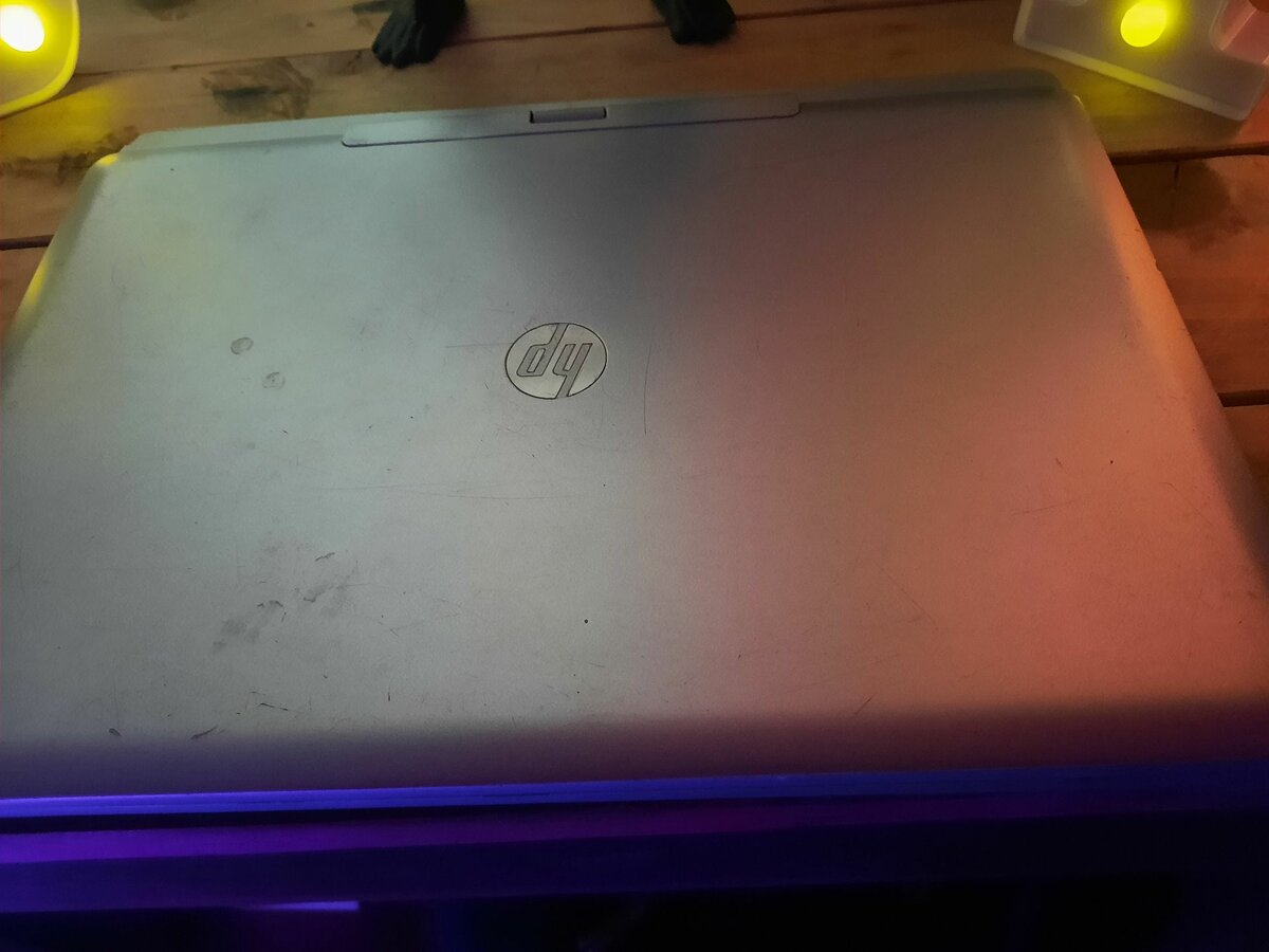 Ordinateur hp couleur gris