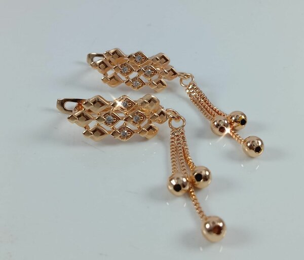 1 Carat Earings