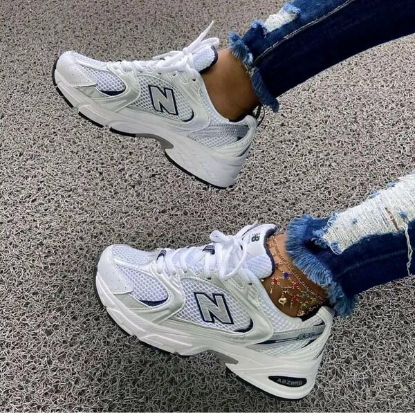 Baskets blanches confortables