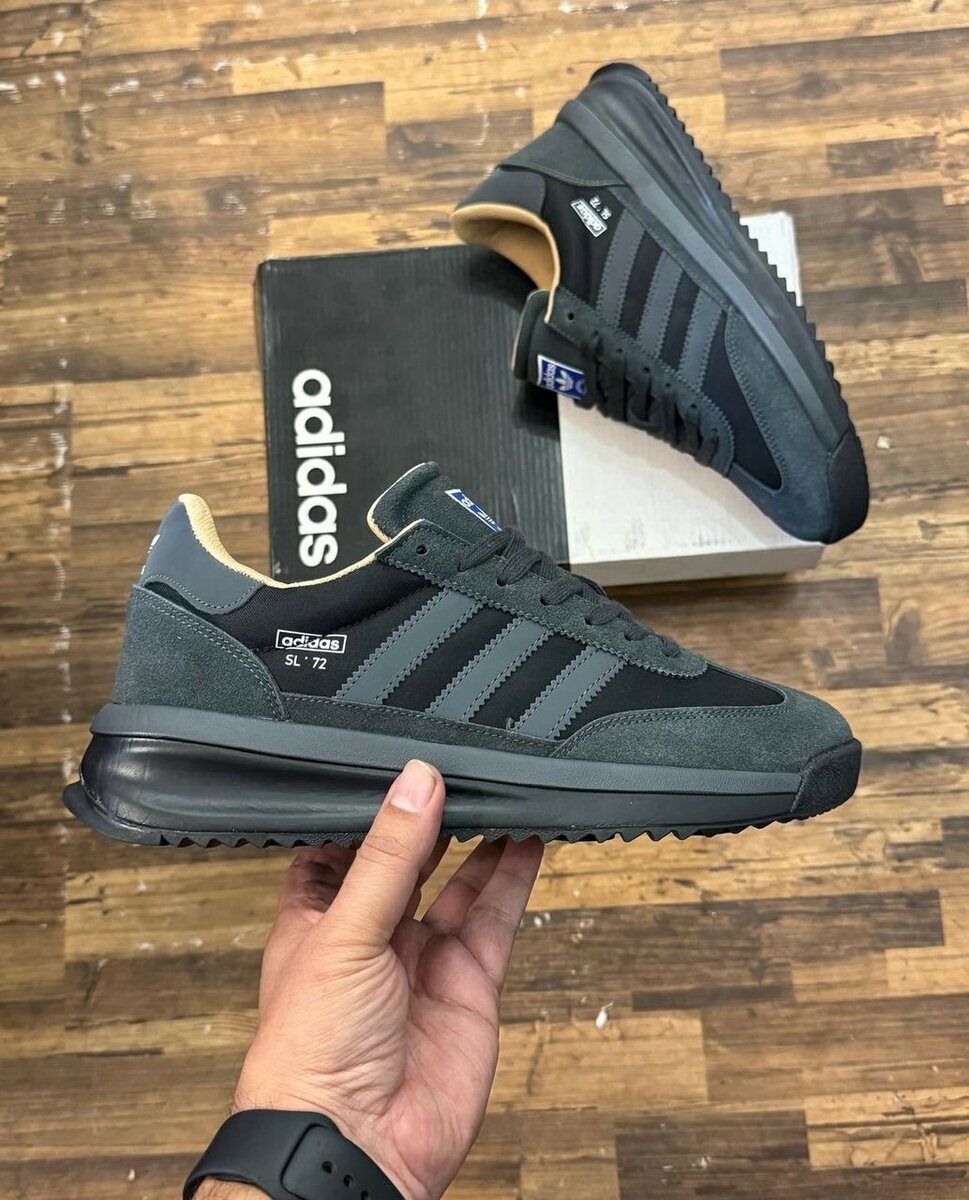 ADIDAS CLASSIC