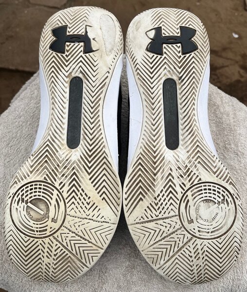 Under Armour Curry 3zer0