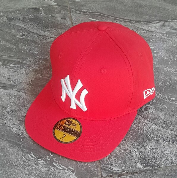 Casquette rouge New Era