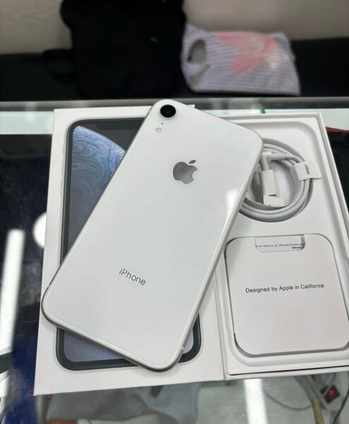 Apple iPhone XR Blanc 64GB