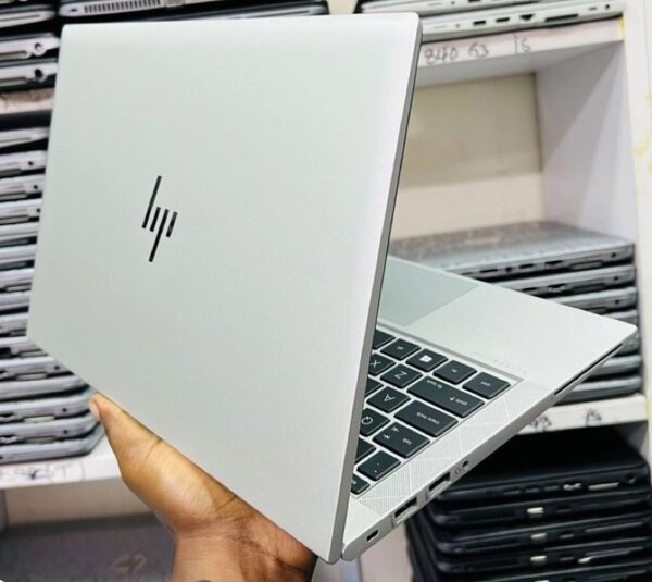 HP EliteBook 830 G8 Core i5