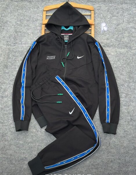 Complet pull authentiques