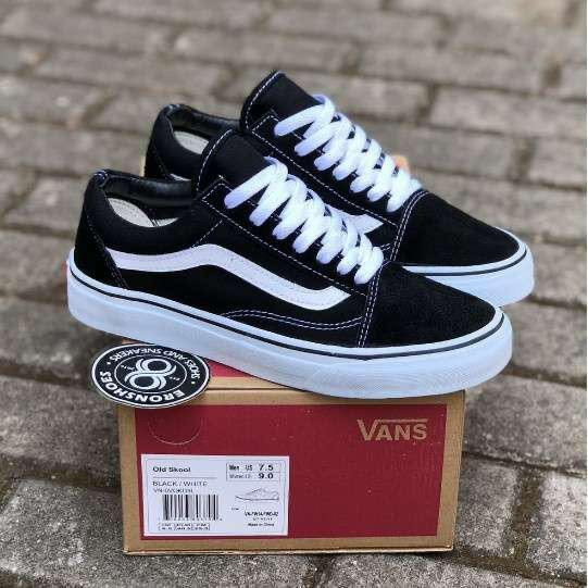 Vans authentic