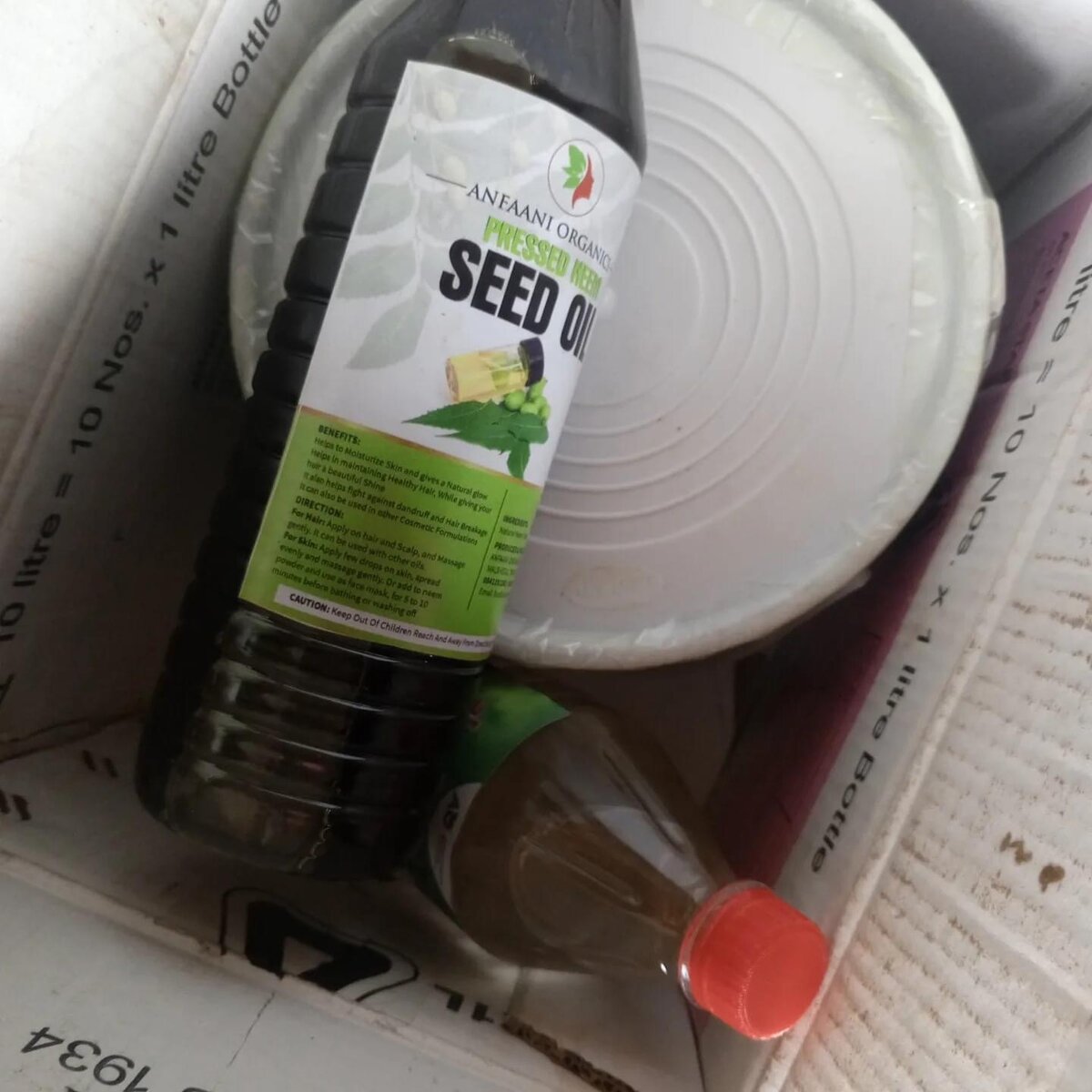 Naturally cold pressed Neem oil