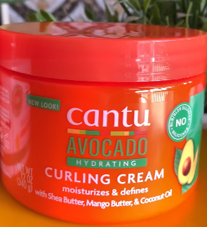 Cantù kids leave-in conditioner. Intense moisture to help protect against damage.