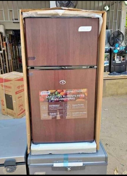 Réfrigérateur éco-énergétique compact