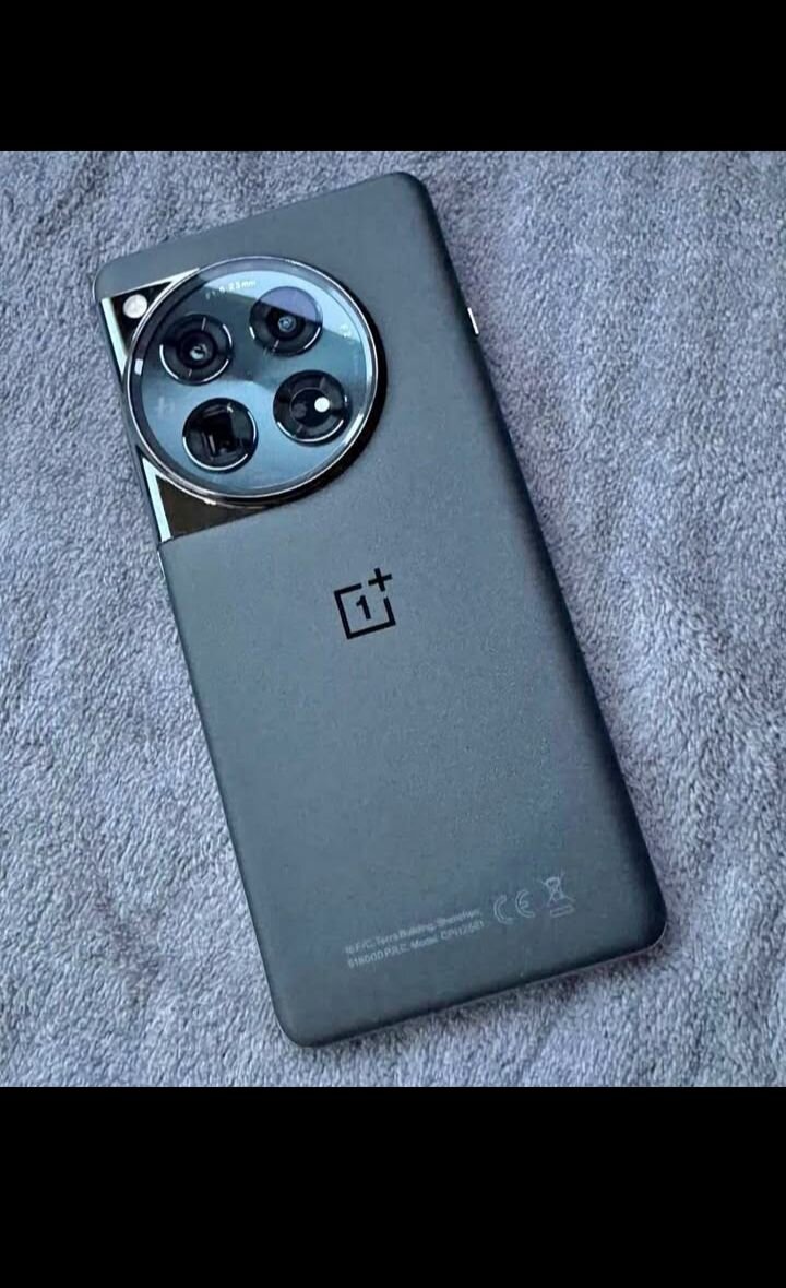 OnePlus 13R Smartphone