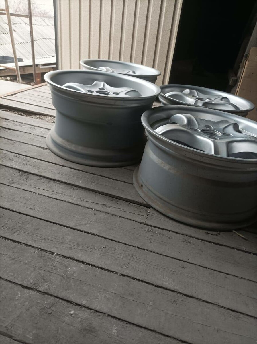 Диски Brock разноширокие r16  Пер 7.5jet35 Зад 9j et35 4*100