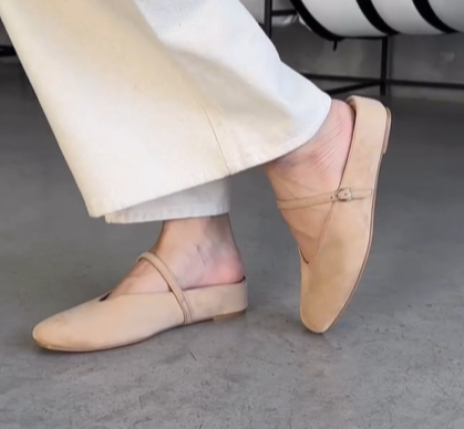 Балетки из замши бежевые