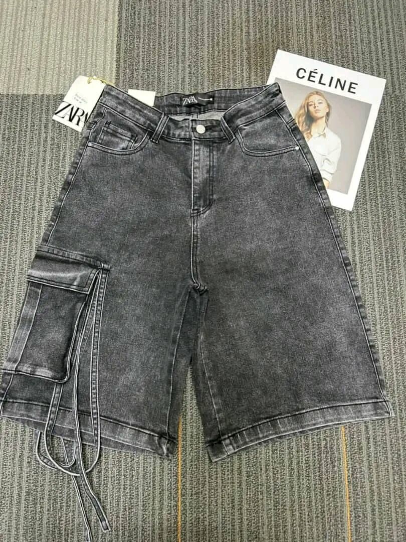 Short en jean cargo noir